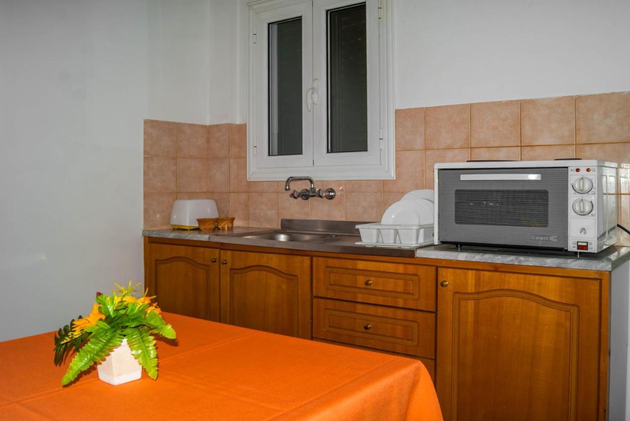 Stavros Apartments Kontokali Next To Gouvia Marina Екстериор снимка
