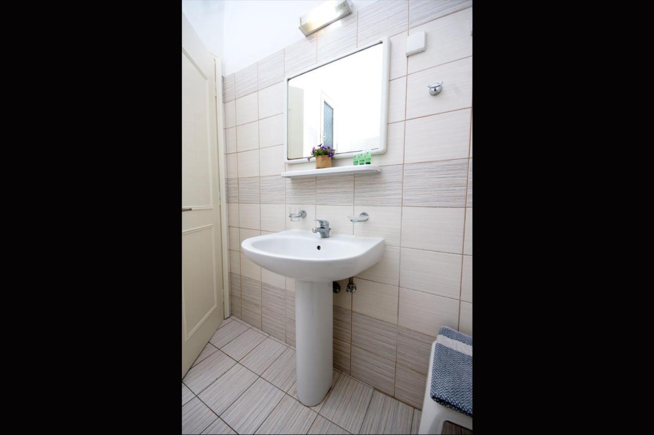 Stavros Apartments Kontokali Next To Gouvia Marina Екстериор снимка